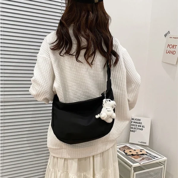 4aaf1431de70aa0d9b444858b884841a.webp Casual Messenger Shoulder Bag