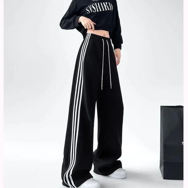 my-11134207-7rasb-m767ywy50t5ua3.webp Women Straight Cut Sweatpants Free Size 40kg-60kg