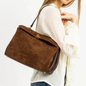 my-11134207-820l4-mr8kgau8whdsa0.webp Random Vintage Suede Shoulder Bag