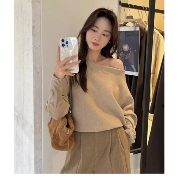 my-11134207-820l8-mlq0mah5t9tsb8.webp Women Slant Shoulder Knitted Sweater Free Size 40kg-65kg