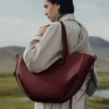 my-11134207-820la-mq5v039nlvymde.webp Retro Winged Tote Handbag