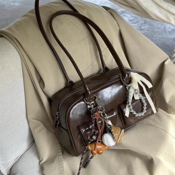 sg-11134201-7ra3j-m4x8wuqr0oz82f.webp Retro Bowling Shoulder Bag L28cm W11cm H15cm
