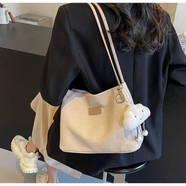 sg-11134201-7rdxv-lyvny1rii0j09c.webp Large Capacity Bucket Tote Bag